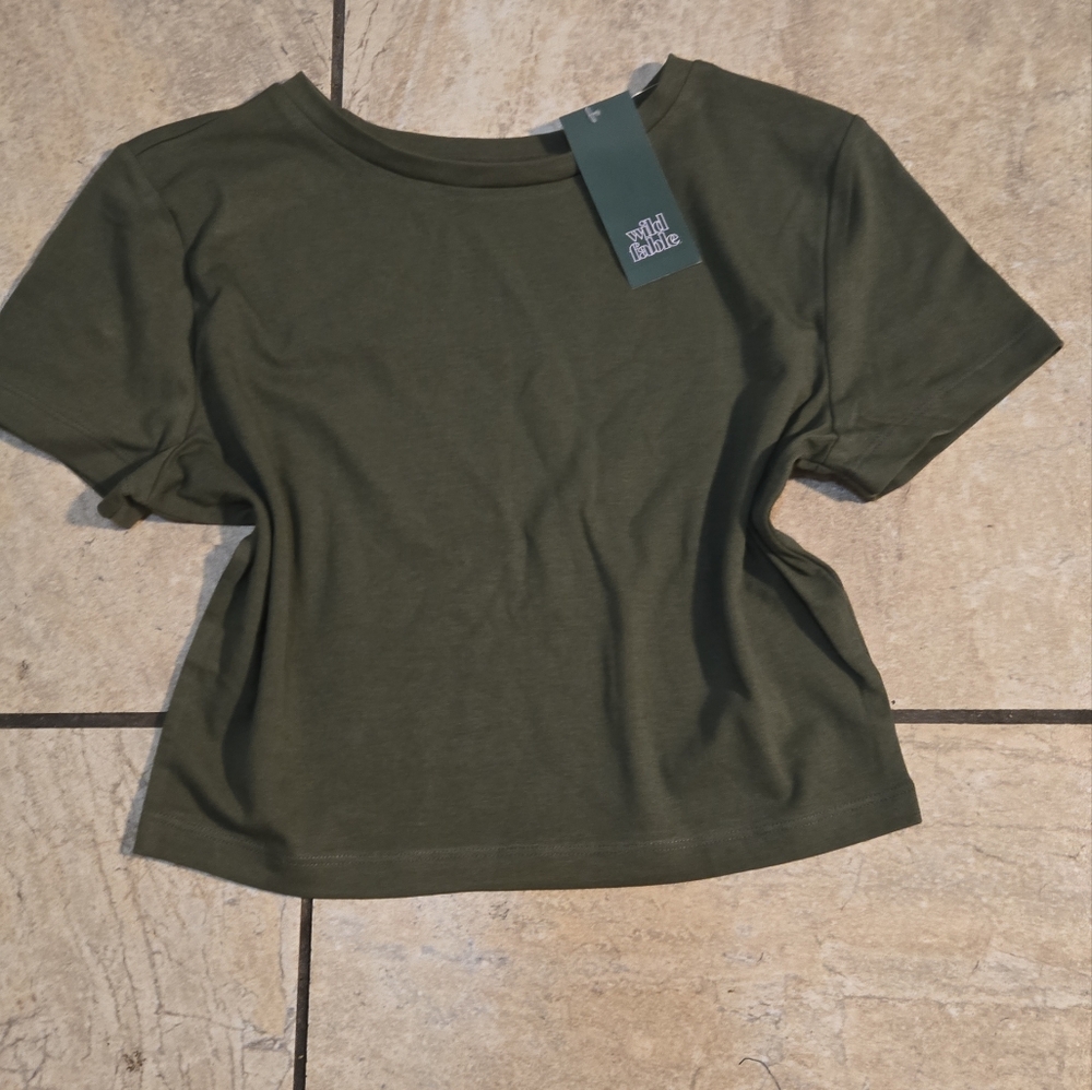 Green Fitted Crop T-Shirt Short Sleeve